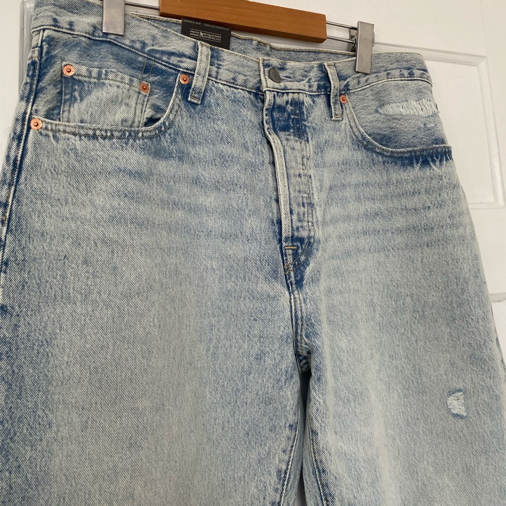 Levi’s 501 Original straight leg distressed jeans - Picture 6 of 11
